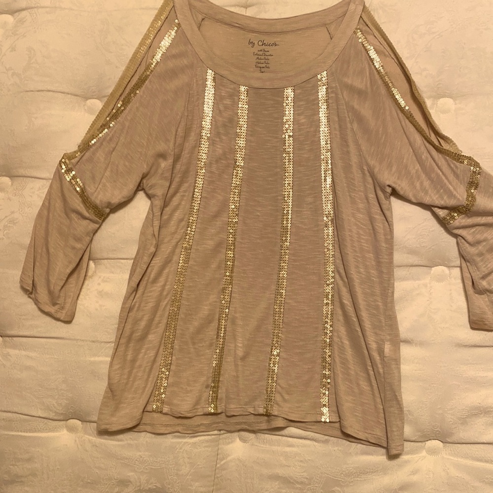 Chico’s sz 1 open shoulder with gold sequin trim. Dressy or casual; comfy